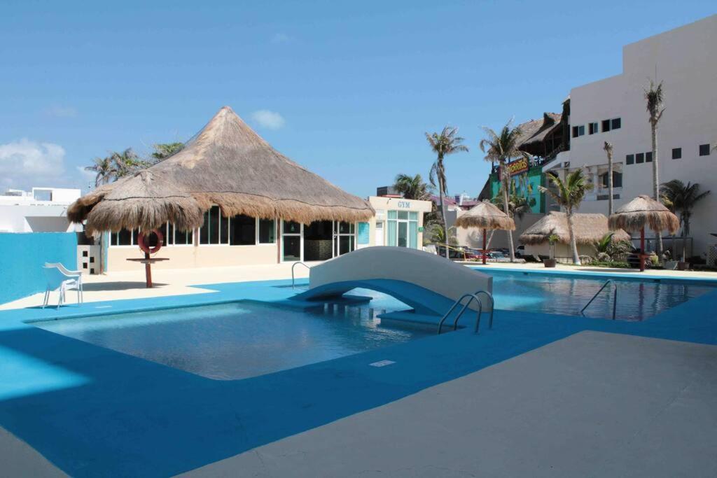 Beach Front Renewed Apartment Cancún Exterior foto